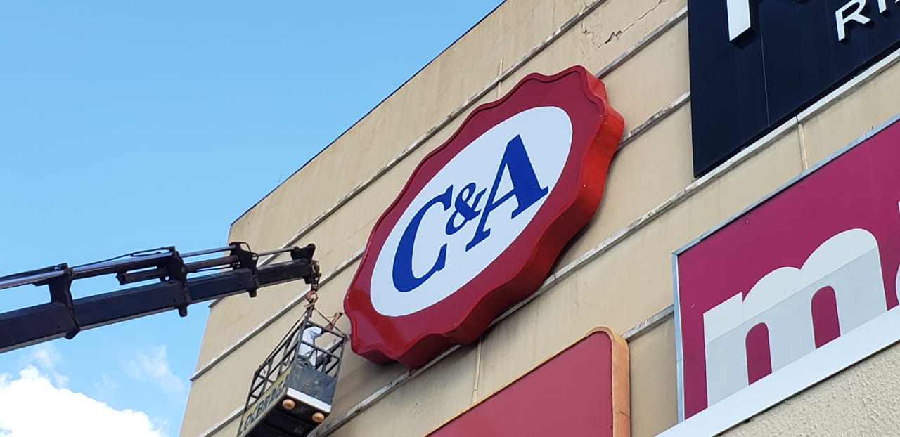 C & A